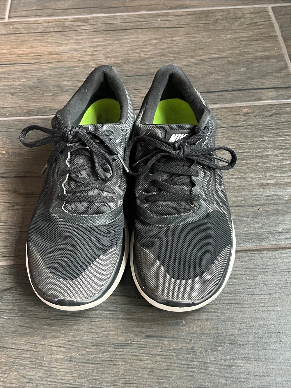 Nike Women’s 4.0 Free Runs Black Mesh Trainer Sneakers